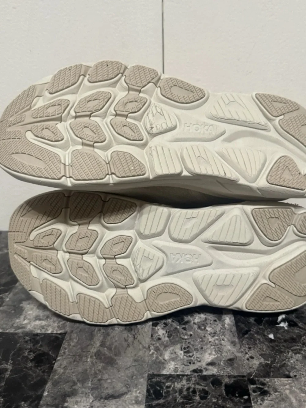 Hoka item details